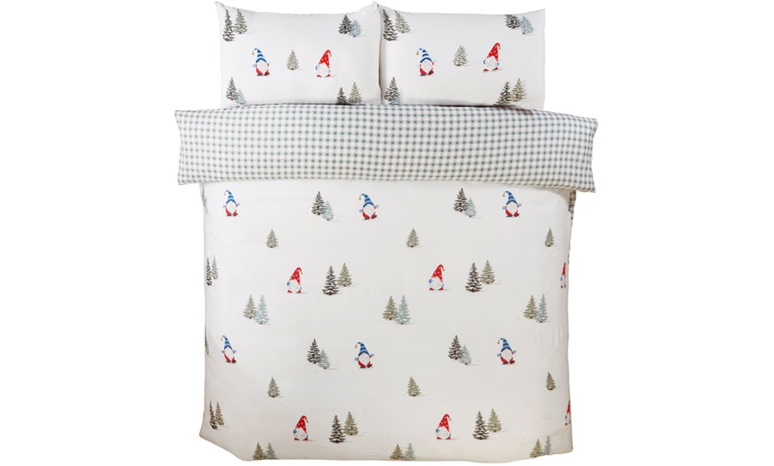 Image 2: Winter Gonks Reversible Duvet Set