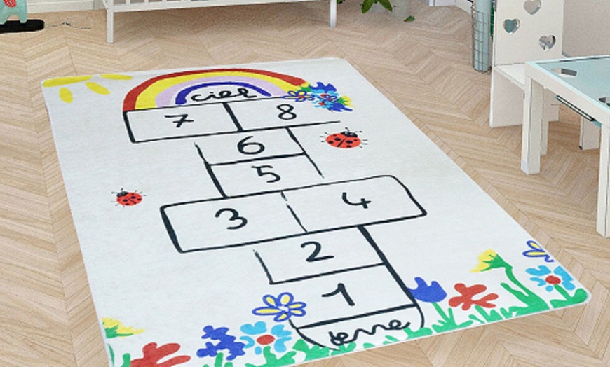 Image 9: Kids' Rug with Hopscotch Print