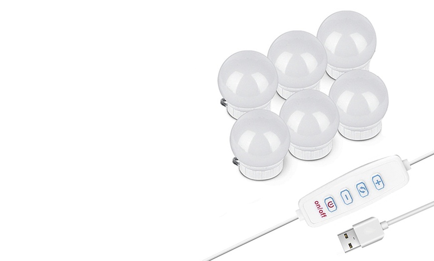 Image 3: Lot de 6 ou 10 ampoules LED pour coiffeuse