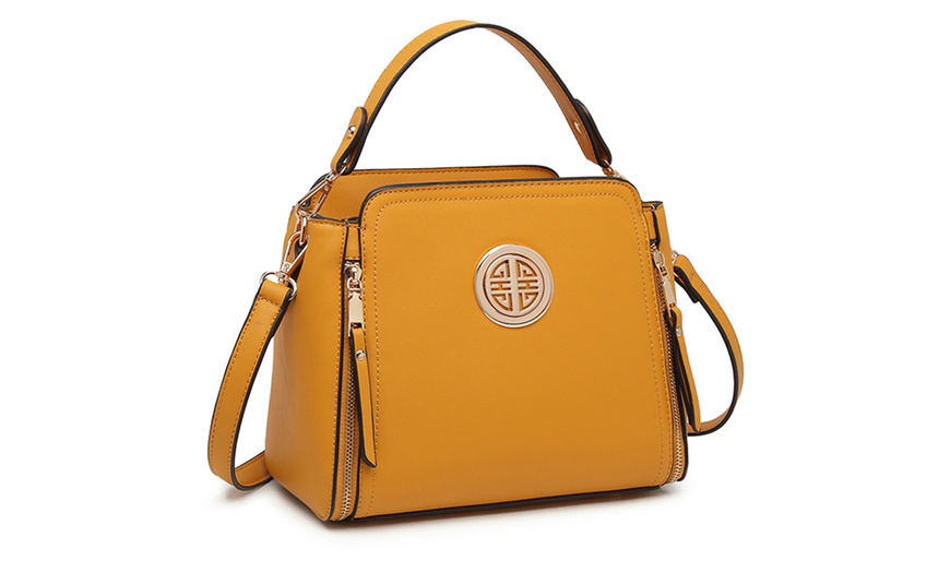 Image 17: Classic Women's Crossbody Bag