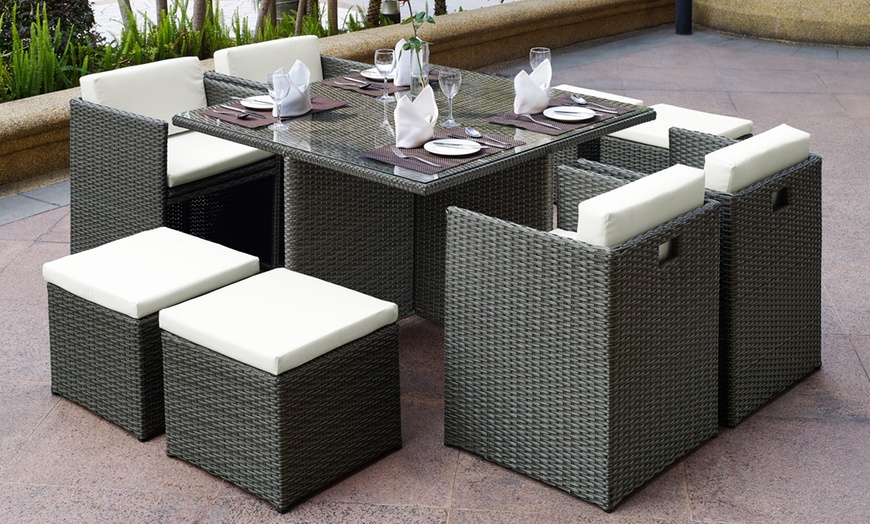 Image 1: Eight-Seater Garden Furniture Set