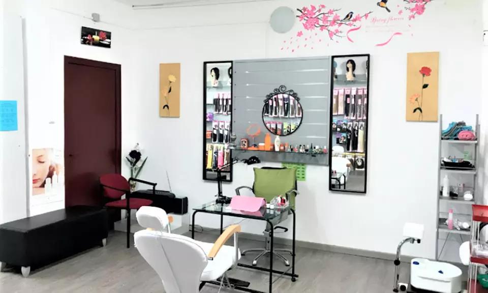 Extensión de pestañas pelo a pelo