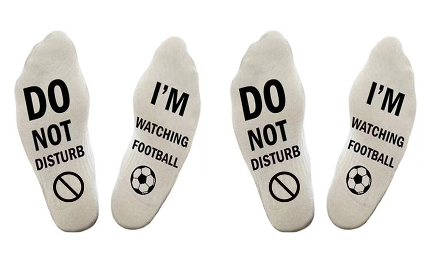 Image 9: Men's Do Not Disturb Football Novelty Socks