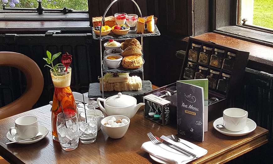 Image 2: Afternoon Tea for Two, Cotswolds
