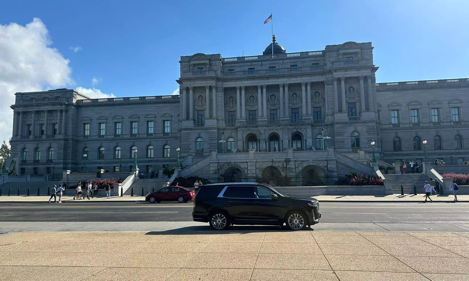 Private Transfer Dulles Airport or BWI Airport to Washington DC