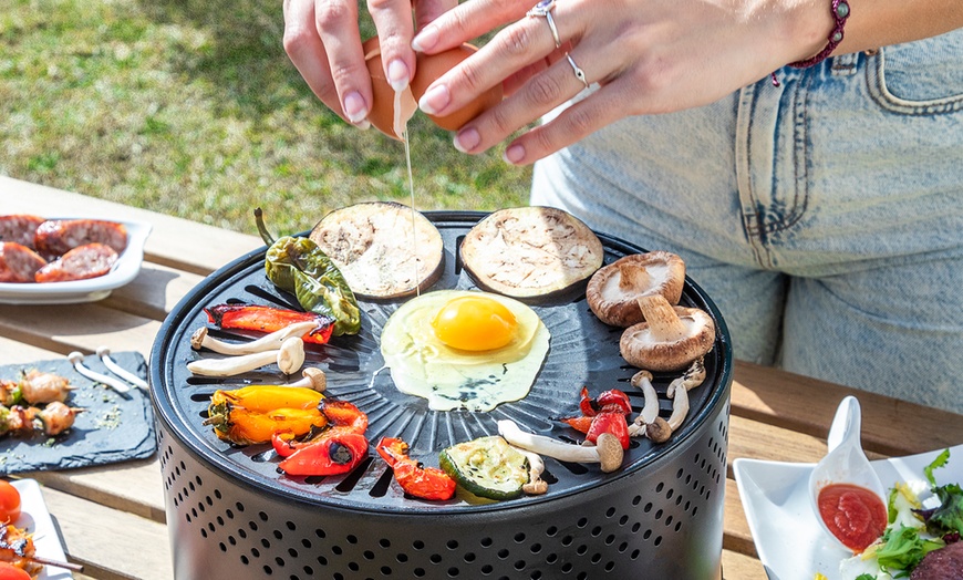 Image 6: Barbecue portatile a carbone InnovaGoods