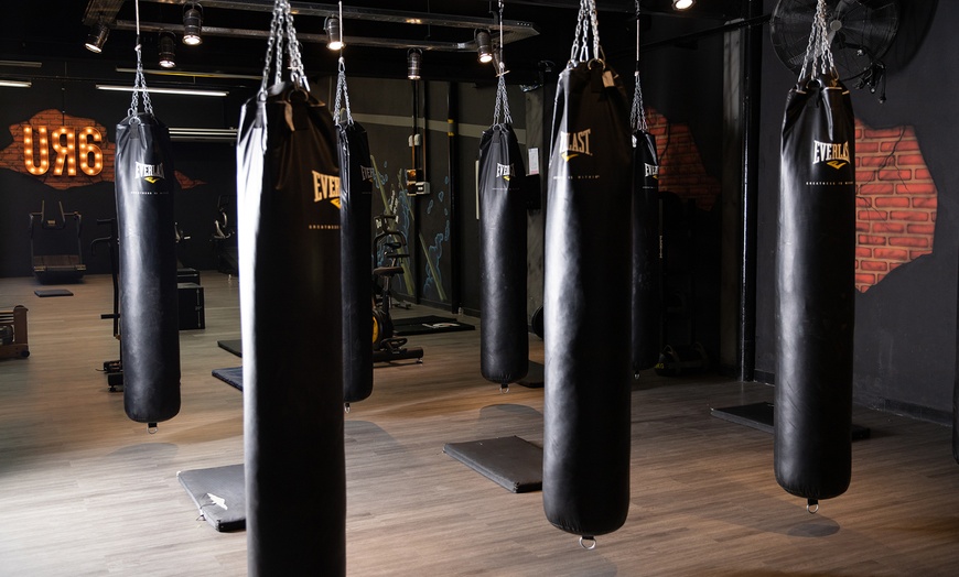 Image 4: Entrena diferente: 1 o 3 meses de acceso al gimnasio y clases a elegir