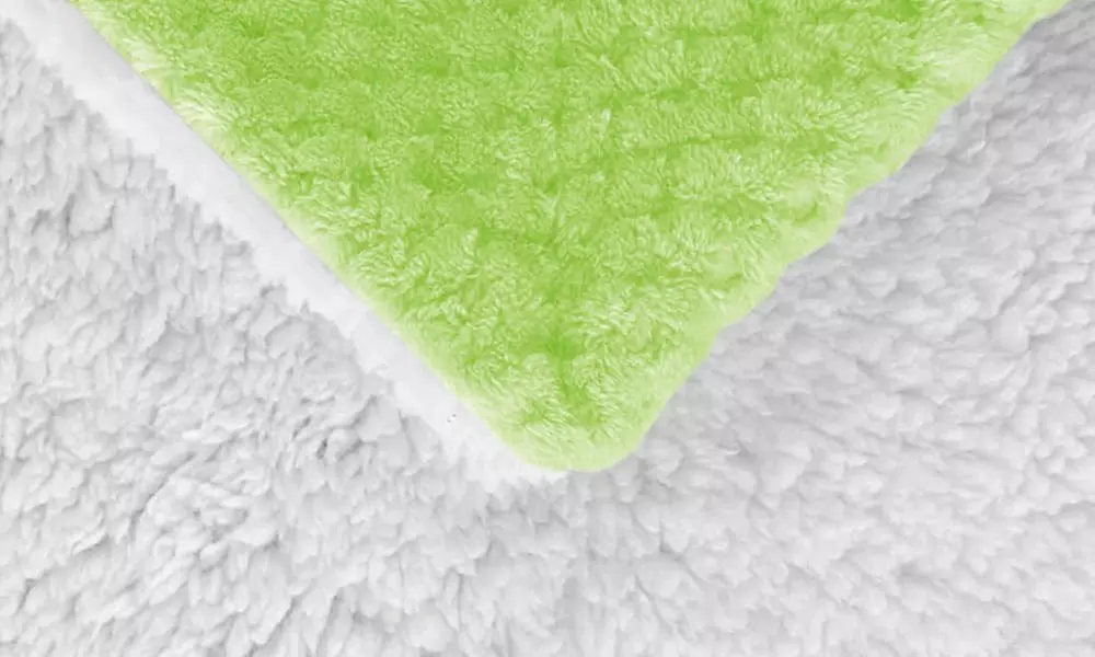 Coperta elegante in sherpa lavorato a maglia