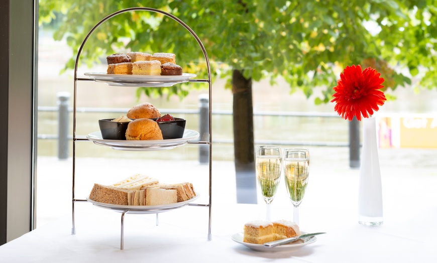 Image 1: Sparkling Afternoon Tea for Two