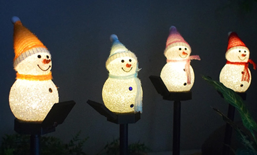 Image 6: Snowman Solar Light