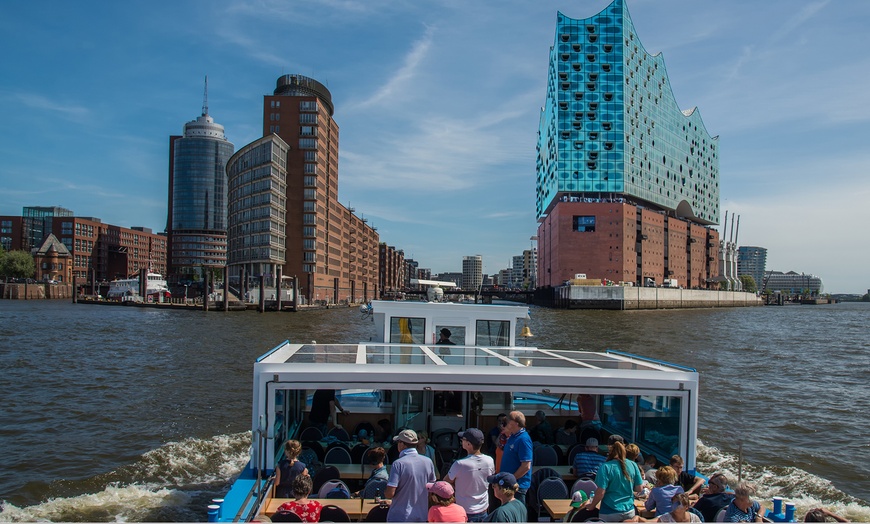 Image 2: Erkunde Hamburgs Hafen bei einer XXL-Rundfahrt für 1, 2 od. 4 Personen