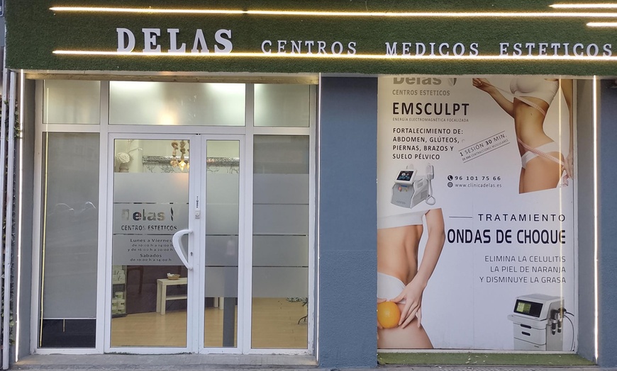 Image 3: Sesiones de tratamiento con EMSculpt en Delas Centro Médico Estético