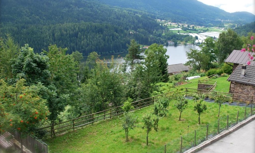 Image 16: Trentino: fino a 7 notti in camera Standard con mezza pensione