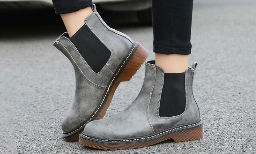 Image 11: Women's Chelsea Ankle Boots