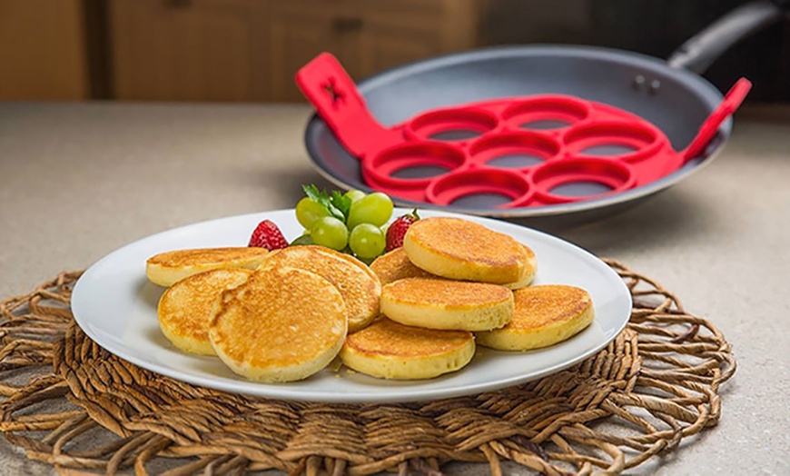 Image 1: Pancake and Blini Silicone Mould