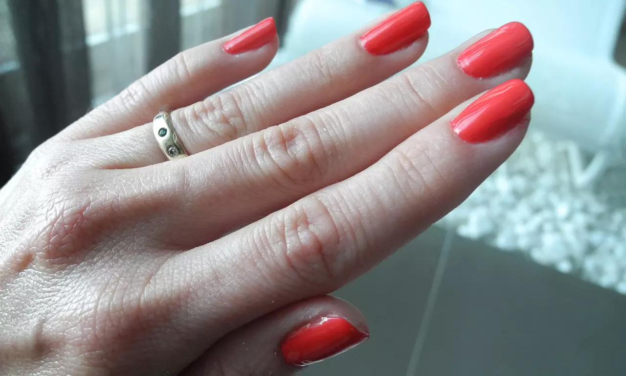 Sesión de manicura y/o pedicura normal o spa en KatyRouse Peluquería & Estética - Primary Image