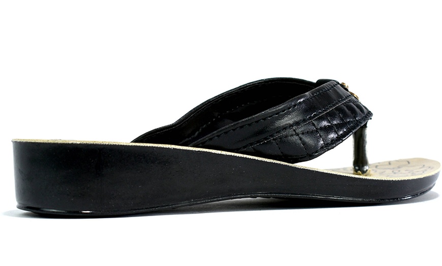 Image 18: Women's Summer Toe Post Sandals