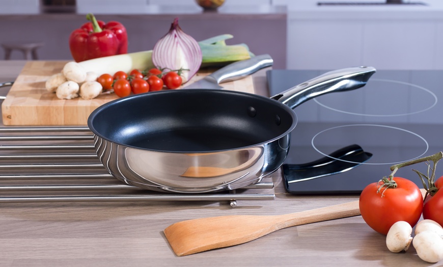 Image 21: Russell Hobbs Cookware 