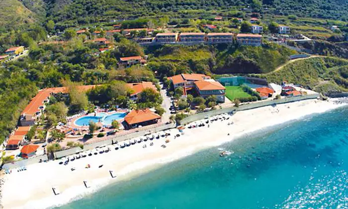 Tropea 4*, Estate 2026: 7 notti in Bilocale o Trilocale