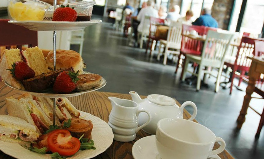 Image 4: Afternoon Tea for Two