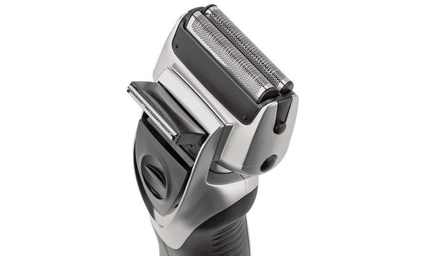 Image 3: Panasonic Dual-Blade Shaver