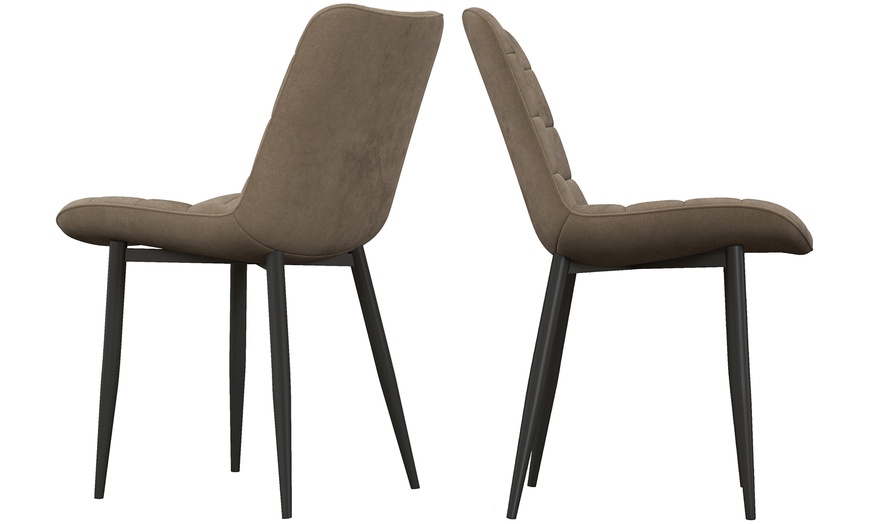 Image 5: Lot de 2 ou 4 chaises en velours "Sachari" de Doosense