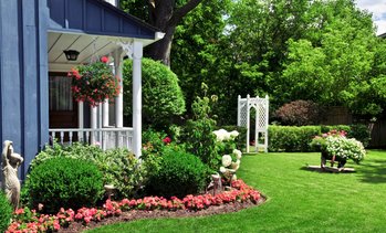 Landscaping places store near me