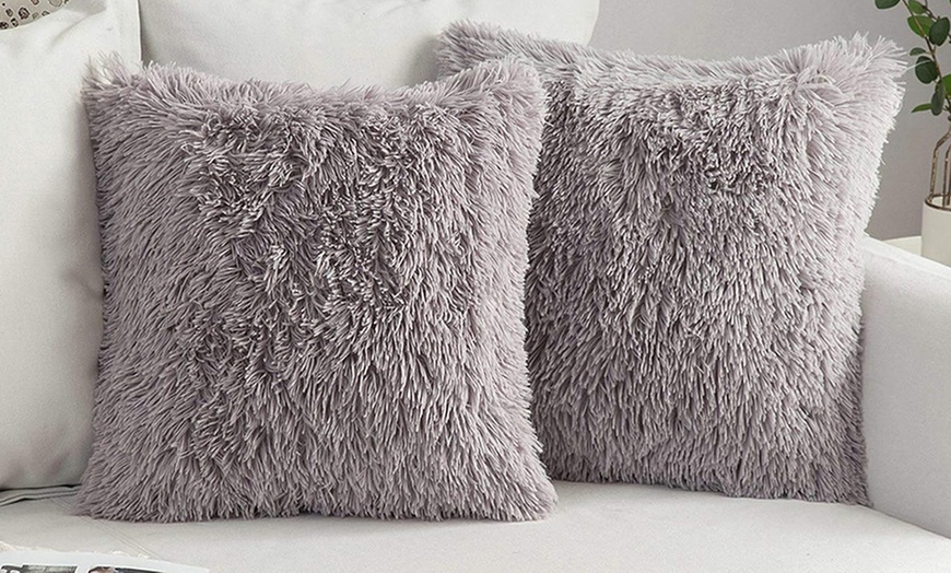 Image 6: Two-Pack Plush Square Cushion Cover