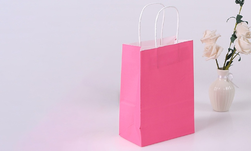 Image 12: Sacs cadeaux en papier