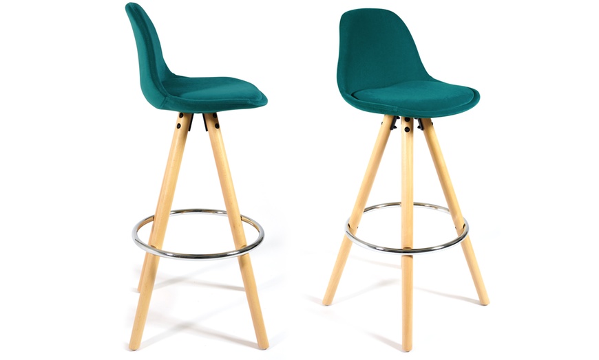 Image 37: Barcelona Retro-Style Bar Stool Two-Piece Set