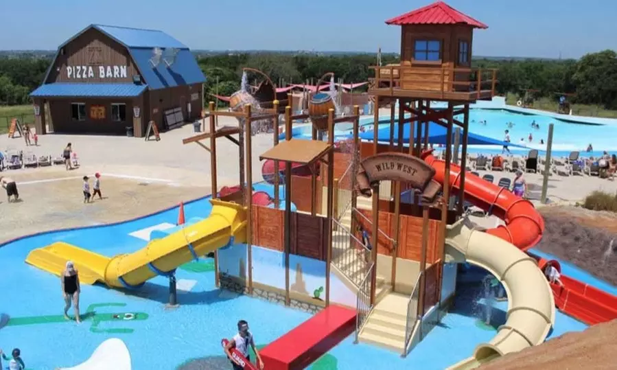 Up to 39% Off Admission to Splash Kingdom Waterpark Hudson Oaks