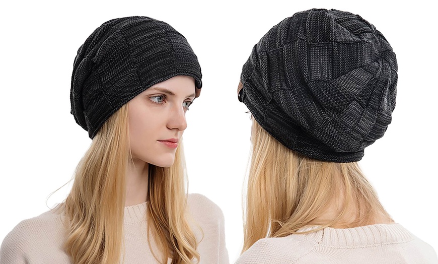 Image 7: 1 of 2 unisex stretchable en warme beanies