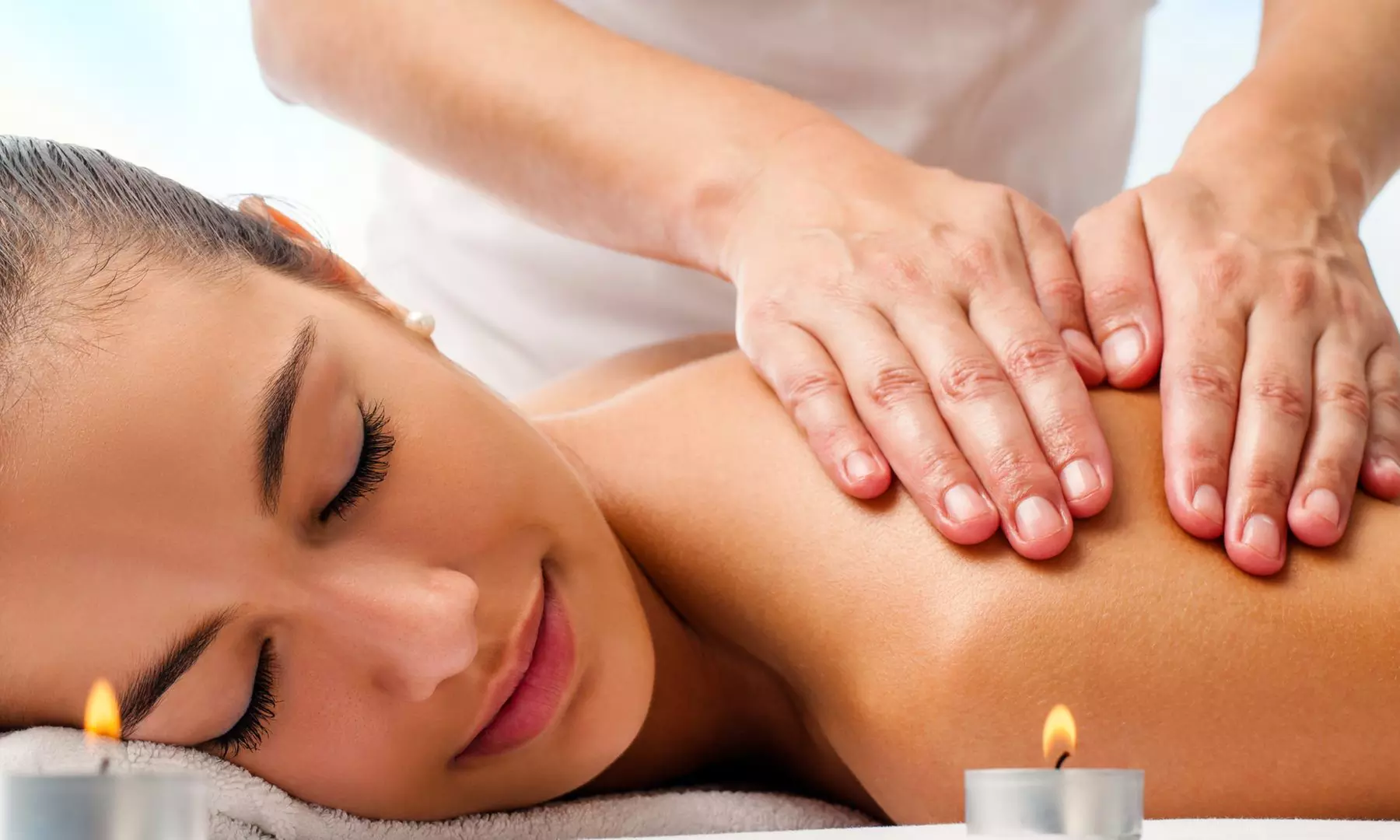 Experimenta la tranquilidad total con masajes y aceites esenciales