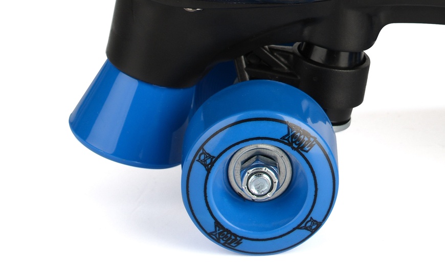 Image 5: Toyrific Xootz Quad Roller Skates