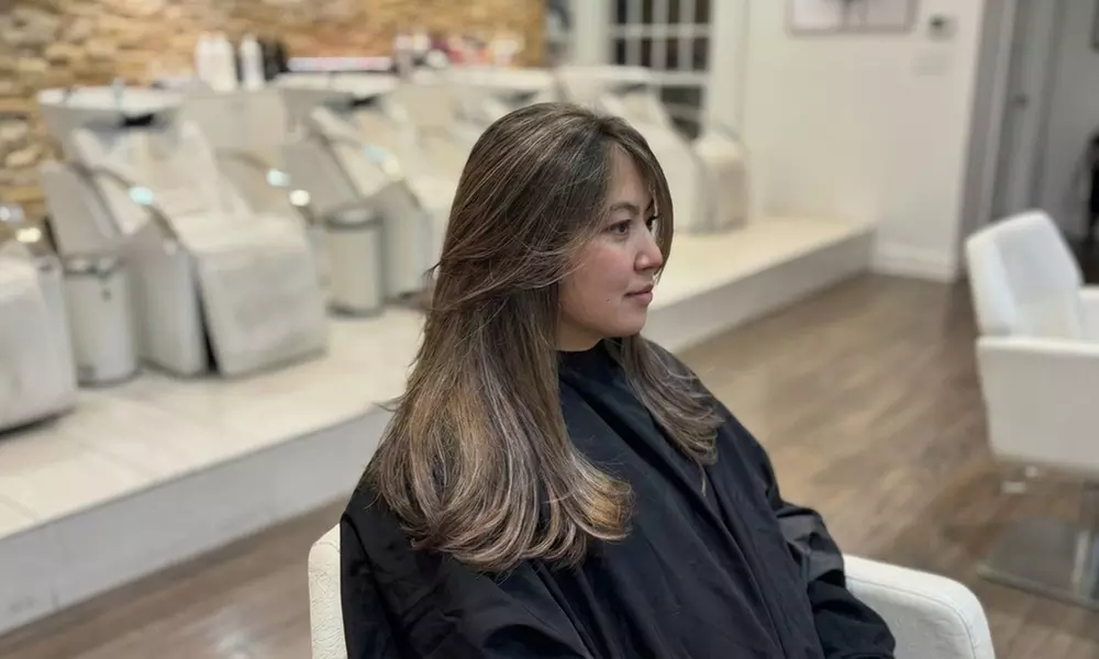 Expert Hair Color & Style: Highlights, Ombre, Balayage, Haircut