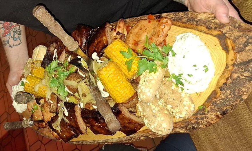 Image 3: Rittermahl wie beim König – Festliches 4-Gänge-Dinner für 2-4 Personen