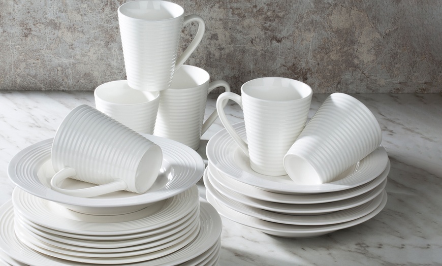 Image 1: Waterside 24-Piece Dinner Set