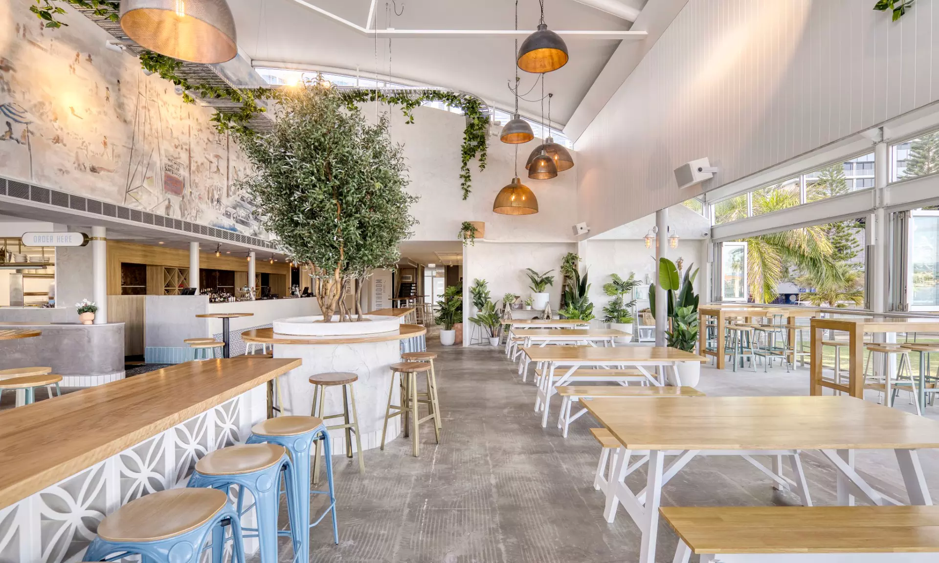 Seafood Platter with Cocktails, Wine or Beer: Cold for Two or Mixed for Four at Surfers Pavilion (Up to 31% Off) - Second Medium