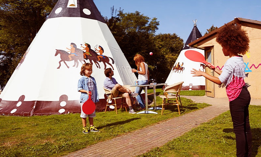 Image 12: Ferienpark Slagharen: Wigwam, Hacienda od. Lodge inkl. Bettwäsche