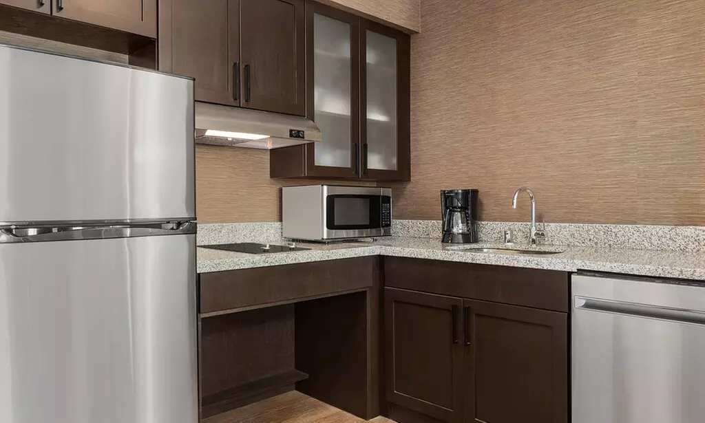 Extended-Stay Hotel in Antelope Valley with Spacious Suites 
