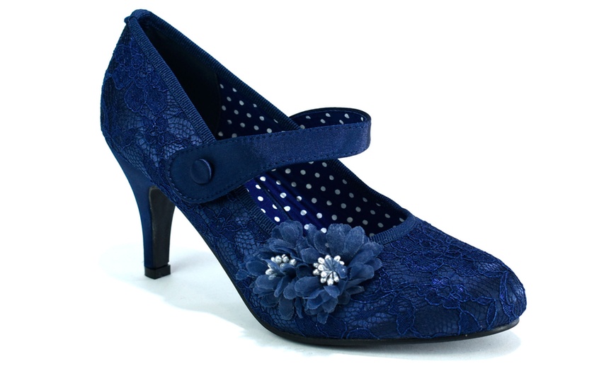 Image 14: Women's Floral Lace Shoes