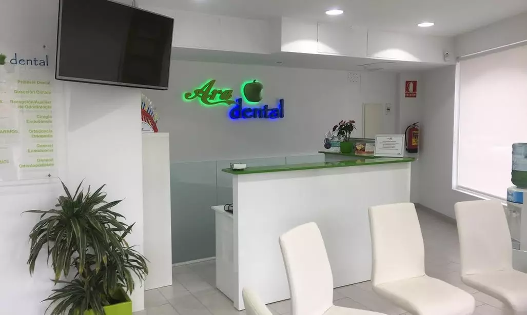 Limpieza dental y férula de descarga blanda o impresa Michigan