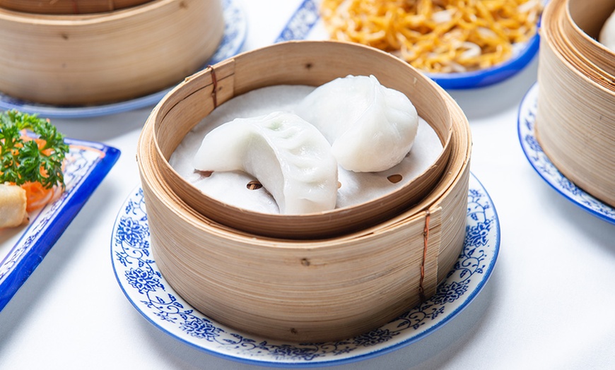 Image 9: Ten-Course Yum Cha with Tea