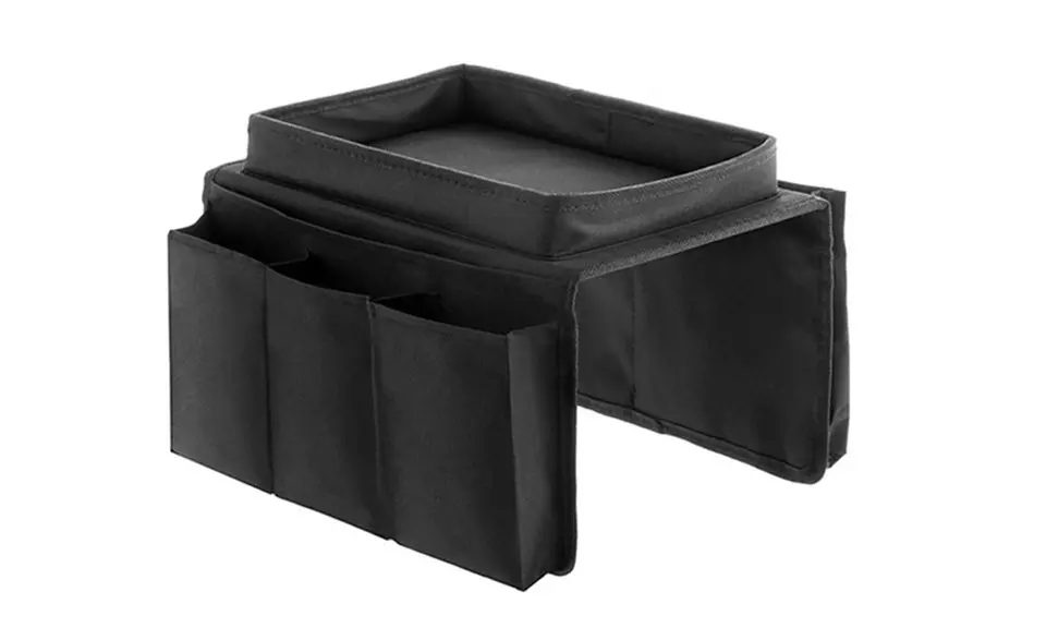 1, 2 of 4 organizers voor op de bankleuning