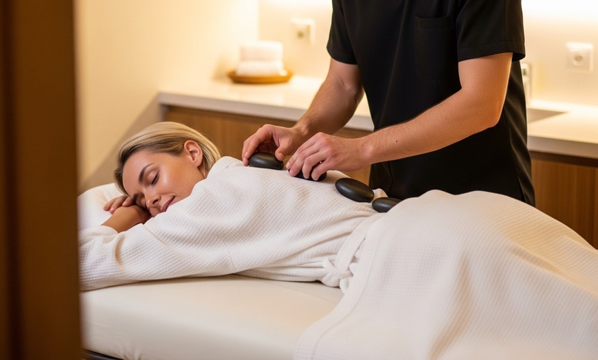 Image 1: Bis zu 63% Rabatt auf den Massage – Ganzkörpermassage bei Wellnessdreams Vianden