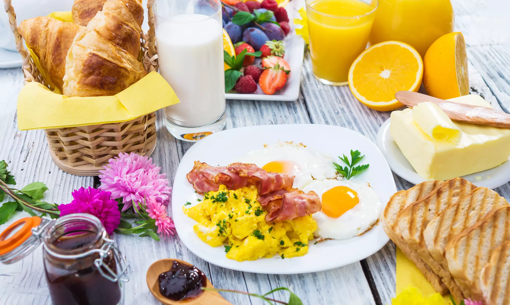Petit déjeuner de luxe pour 1, 2 ou 4 personnes à partir de 6,50 € - Primary Image