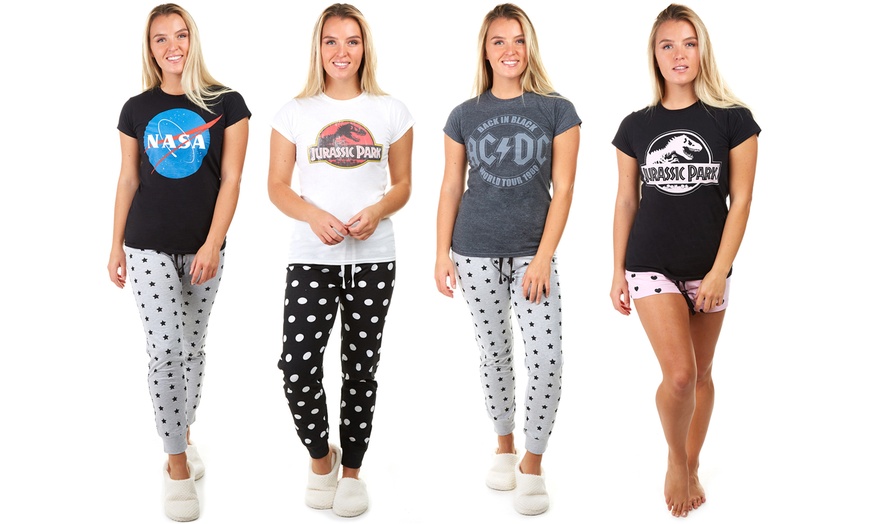 Image 1: Women's Logo Pyjama Set