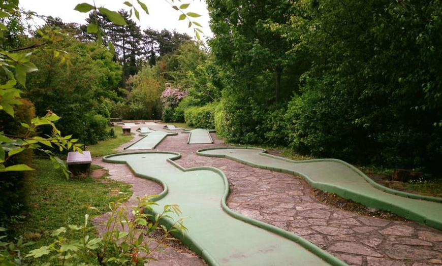 Image 4: Session Mini Golf du Parc de la Tête d'Or