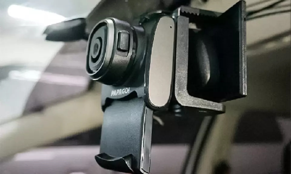 PAPAGO Lora 1080p Full HD Dash Cam with 8GB microSD Card - Primary Image