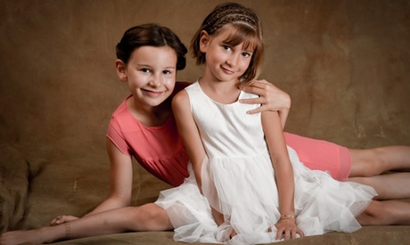 Shooting Photo de 30 à 45 mn avec 2 tirages de 15 x 21 cm pour 2 à 5 personnes à 39 € au studio Océan d'Images